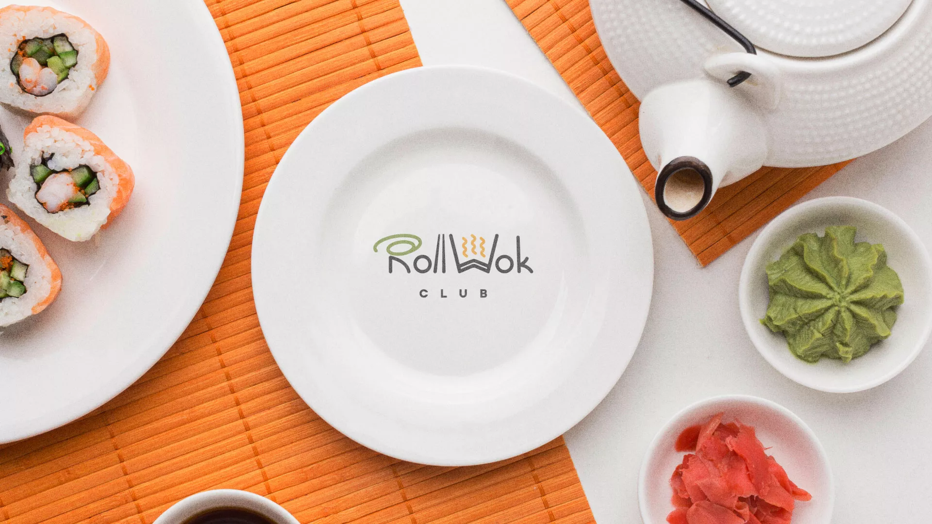 Разработка логотипа и фирменного стиля суши-бара «Roll Wok Club» в Похвистнево
